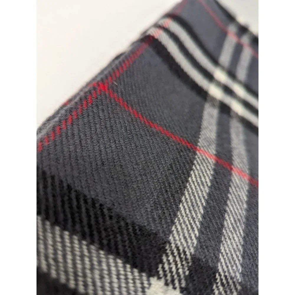 Van Heusen 100%‎ new lambs wool scarf rn 18731 70s 80s gray check fringe w/ box